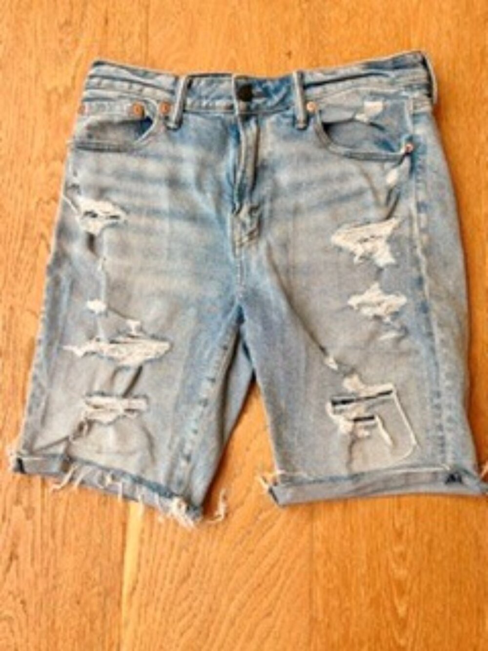 American Eagle Men's AirFlex+ Distressed Denim Shorts, Light Wash, 30